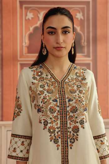 Dohr India Ivory Silk, Cotton, Chanderi V-neck Veera Mirror Work Kurta Set at Aza Fashions Dohr India_Ivory Silk, Cotton, Chanderi V-neck Veera Mirror Work Kurta Set _at_Aza_Fashions