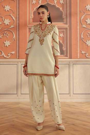 Buy Dohr India Ivory Silk, Chanderi, Cotton V-neck Rasa Mirror Work Kurta Set Online at Aza Fashions Buy_Dohr India_Ivory Silk, Chanderi, Cotton V-neck Rasa Mirror Work Kurta Set _Online_at_Aza_Fashions