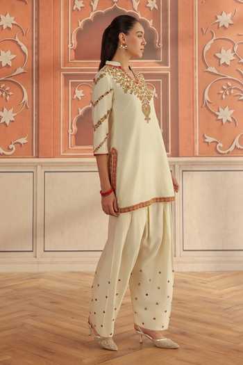 Shop Dohr India Ivory Silk, Chanderi, Cotton V-neck Rasa Mirror Work Kurta Set Online at Aza Fashions Shop_Dohr India_Ivory Silk, Chanderi, Cotton V-neck Rasa Mirror Work Kurta Set _Online_at_Aza_Fashions