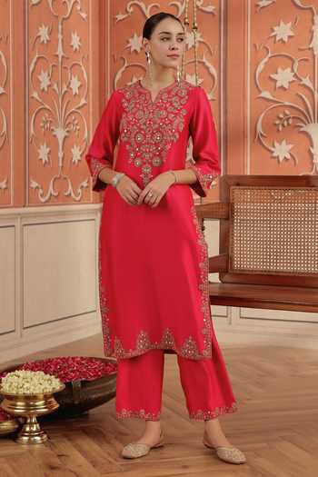 Buy_Dohr India_Multicolor Silk, Chanderi, Organza V-neck, Yes Veya Embroidered Kurta Set 