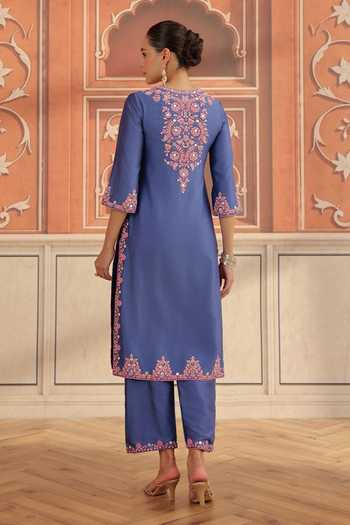 Dohr India Veya Silk Chanderi Embroidered Kurta Set 