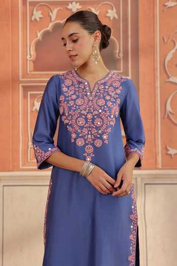Buy Dohr India Blue Silk, Chanderi, Organza V-neck Veya Embroidered Kurta Set Online at Aza Fashions Buy_Dohr India_Blue Silk, Chanderi, Organza V-neck Veya Embroidered Kurta Set _Online_at_Aza_Fashions