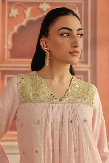 Buy Dohr India Pink Jacquard, Cotton, Silk V-neck, Yes Avena Blend Kurta Set Online at Aza Fashions Buy_Dohr India_Pink Jacquard, Cotton, Silk V-neck, Yes Avena Blend Kurta Set _Online_at_Aza_Fashions