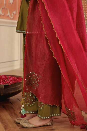Buy_Dohr India_Olive Green Silk, Chanderi, Organza V-neck, Yes Arushi Kurta Set 