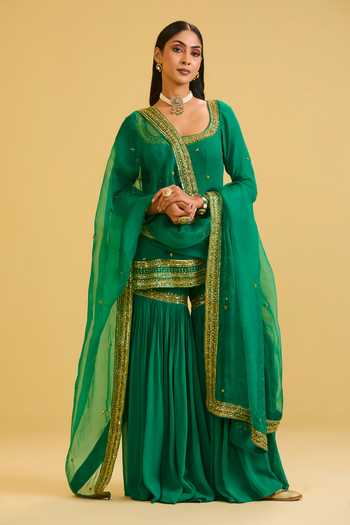 Buy Esha Koul Green Organza, Georgette, Crepe Square Neck, Yes Embellished Kurta Sharara Set Buy_Esha Koul_Green Organza, Georgette, Crepe Square Neck, Yes Embellished Kurta Sharara Set