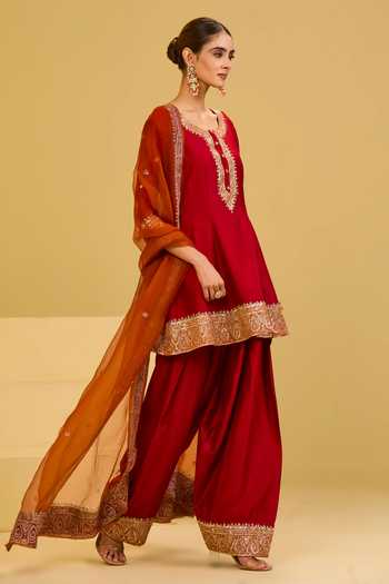 Esha Koul Red Organza, Chanderi Round Neck Peplum Kurta Salwar Set at Aza Fashions Esha Koul_Red Organza, Chanderi Round Neck Peplum Kurta Salwar Set _at_Aza_Fashions