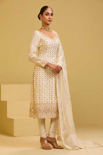 Esha Koul Off White Organza, Chanderi, Lycra V-neck, Yes Embroidered Kurta Churidar Set at Aza Fashions Esha Koul_Off White Organza, Chanderi, Lycra V-neck, Yes Embroidered Kurta Churidar Set _at_Aza_Fashions