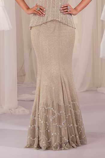Buy K&A By Karishma and Ashita Silver Net Beads, Crystals Sweetheart Neck Embellished Corset And Skirt Set Online at Aza Fashions Buy_K&A By Karishma and Ashita_Silver Net Beads, Crystals Sweetheart Neck Embellished Corset And Skirt Set _Online_at_Aza_Fashions