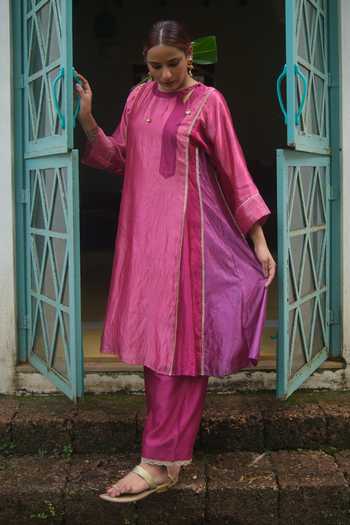 Shop Myoho Magenta Chanderi Silk, Dupion Patchwork Embroidered Kurta And Pant Set Online at Aza Fashions Shop_Myoho_Magenta Chanderi Silk, Dupion Patchwork Embroidered Kurta And Pant Set _Online_at_Aza_Fashions