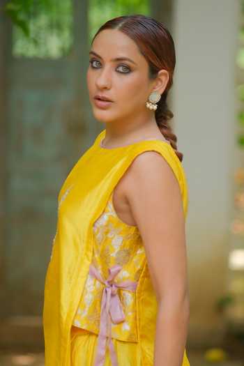 Buy_Myoho_Yellow Chanderi Silk, Dupion Embroidery Round Neck Kurta And Palazzo Set _Online_at_Aza_Fashions