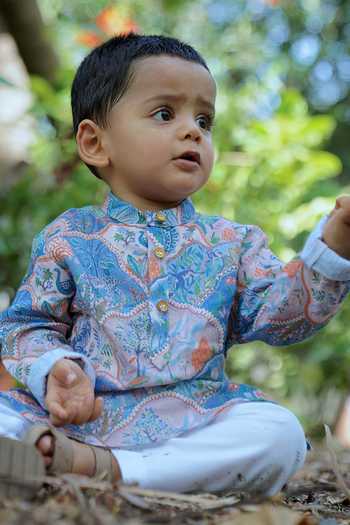 Funny Bones Clothings_Blue Linen Entricing Jungle Print Kurta Set _at_Aza_Fashions