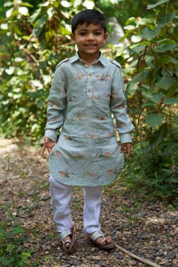 Funny Bones Clothings Green Linen The Mare And Stallion Pure Kurta Set at Aza Fashions Funny Bones Clothings_Green Linen The Mare And Stallion Pure Kurta Set _at_Aza_Fashions