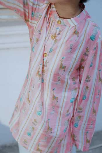 Funny Bones Clothings_Pink Silk The Showman Printed Kurta Set _Online_at_Aza_Fashions