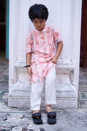 Shop Funny Bones Clothings Pink Silk The Showman Printed Kurta Set Shop_Funny Bones Clothings_Pink Silk The Showman Printed Kurta Set