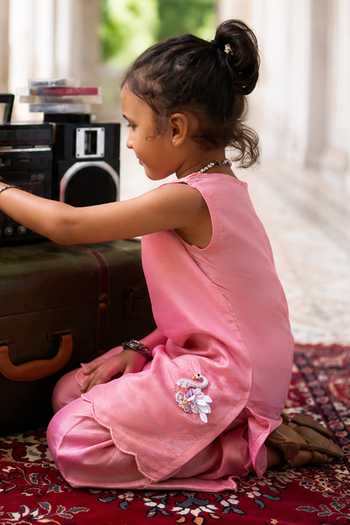 Funny Bones Clothings The Swan Song Kurta & Pant Set 