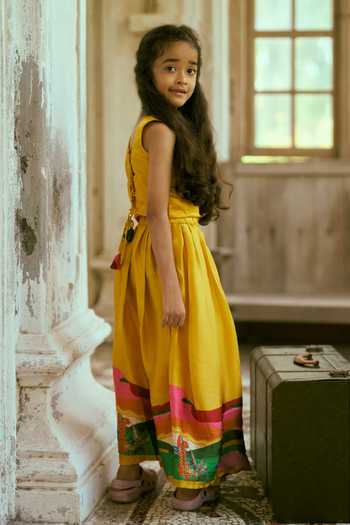 Buy Funny Bones Clothings Yellow Silk Golden Savanna Top And Skirt Set Buy_Funny Bones Clothings_Yellow Silk Golden Savanna Top And Skirt Set