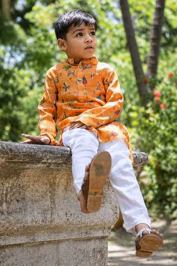 Funny Bones Clothings Orange Linen Zoo Print Kurta Set at Aza Fashions Funny Bones Clothings_Orange Linen Zoo Print Kurta Set _at_Aza_Fashions
