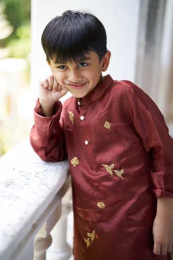 Buy Funny Bones Clothings Maroon Silk Wanderers Hand Embroidered Kurta Set Online at Aza Fashions Buy_Funny Bones Clothings_Maroon Silk Wanderers Hand Embroidered Kurta Set _Online_at_Aza_Fashions