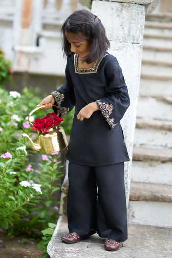Shop Funny Bones Clothings Black Silk Shahzadi Pure Kurta And Palazzo Set Online at Aza Fashions Shop_Funny Bones Clothings_Black Silk Shahzadi Pure Kurta And Palazzo Set _Online_at_Aza_Fashions