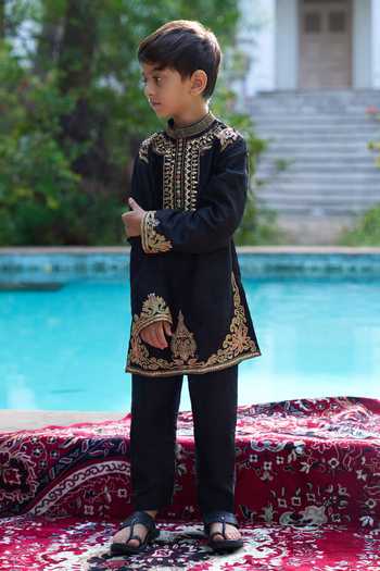 Buy_Funny Bones Clothings_Black Silk Shahenshah Pure Embroidered Kurta Set 