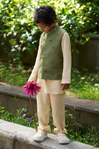 Funny Bones Clothings Green Silk Embroidery Wild Kingdom Bundi And Kurta Set at Aza Fashions Funny Bones Clothings_Green Silk Embroidery Wild Kingdom Bundi And Kurta Set _at_Aza_Fashions