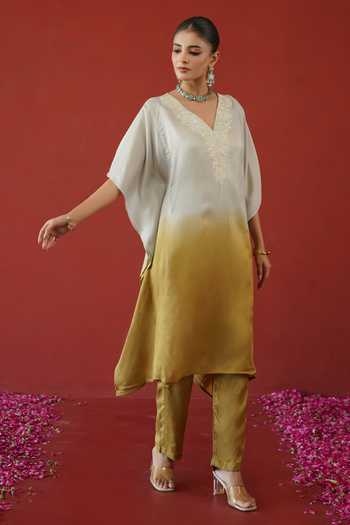 Masoomm Ivory Shantoon V-neck Ombre Embroidered Kaftan And Pant Set Online at Aza Fashions Masoomm_Ivory Shantoon V-neck Ombre Embroidered Kaftan And Pant Set _Online_at_Aza_Fashions