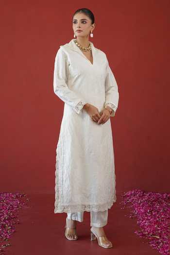 Buy Masoomm Off White Shantoon V-neck, Yes Thread Embroidered Kurta And Pant Set Online at Aza Fashions Buy_Masoomm_Off White Shantoon V-neck, Yes Thread Embroidered Kurta And Pant Set _Online_at_Aza_Fashions