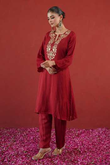 Masoomm Red Shantoon Notched Neck Placement Embroidered Kurta And Pant Set Online at Aza Fashions Masoomm_Red Shantoon Notched Neck Placement Embroidered Kurta And Pant Set _Online_at_Aza_Fashions