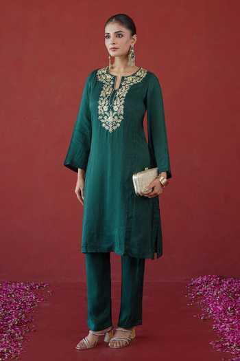 Buy Masoomm Green Shantoon Keyhole Neck Zari Placement Embroidered Kurta And Pant Set Online at Aza Fashions Buy_Masoomm_Green Shantoon Keyhole Neck Zari Placement Embroidered Kurta And Pant Set _Online_at_Aza_Fashions