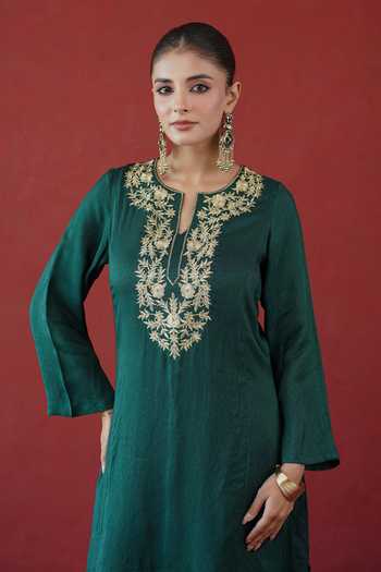 Shop Masoomm Green Shantoon Keyhole Neck Zari Placement Embroidered Kurta And Pant Set Online at Aza Fashions Shop_Masoomm_Green Shantoon Keyhole Neck Zari Placement Embroidered Kurta And Pant Set _Online_at_Aza_Fashions
