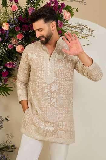 Buy_Kasbah_Beige Georgette Flora And Fauna Embroidered Kurta _Online_at_Aza_Fashions