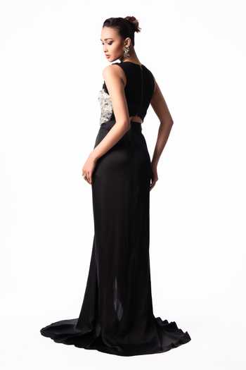 Nupur Kanoi Printed Yoke Fur Top With Trail Skirt