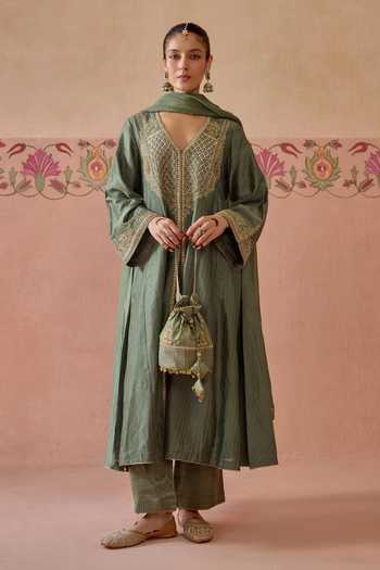 Kritika Dawar Mehrunisa Embroidered Angarkha Set
