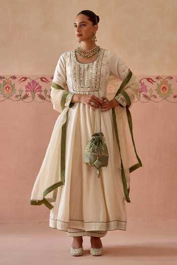 Kritika Dawar Ivory Silk, Organza Scoop Neck Zaha Placement Embroidered Anarkali Set at Aza Fashions Kritika Dawar_Ivory Silk, Organza Scoop Neck Zaha Placement Embroidered Anarkali Set _at_Aza_Fashions