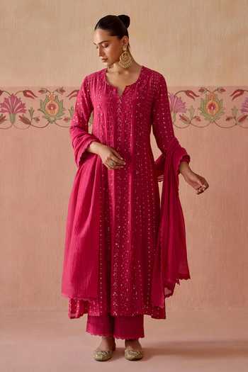Kritika Dawar Saanjh Thread Embroidered Kurta Set