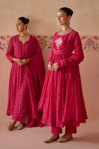 Shop Kritika Dawar Pink Chanderi, Cotton Split V-neck, Yes Saanjh Thread Embroidered Kurta Set Online at Aza Fashions Shop_Kritika Dawar_Pink Chanderi, Cotton Split V-neck, Yes Saanjh Thread Embroidered Kurta Set _Online_at_Aza_Fashions