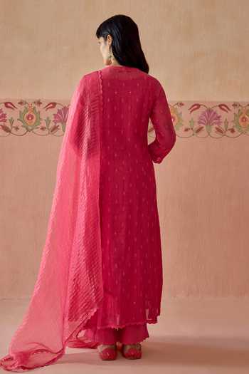 Kritika Dawar Chirai Yoke Embroidered Kurta Set