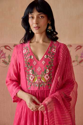 Shop Kritika Dawar Pink Chanderi, Cotton, Organza V-neck Chirai Yoke Embroidered Kurta Set Online at Aza Fashions Shop_Kritika Dawar_Pink Chanderi, Cotton, Organza V-neck Chirai Yoke Embroidered Kurta Set _Online_at_Aza_Fashions