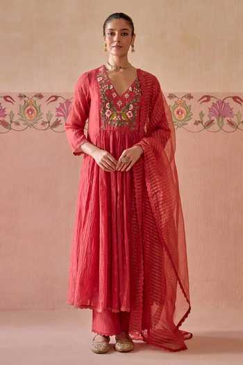 Buy Kritika Dawar Coral Chanderi, Cotton, Organza V-neck Chirai Yoke Embroidered Kurta Set Online at Aza Fashions Buy_Kritika Dawar_Coral Chanderi, Cotton, Organza V-neck Chirai Yoke Embroidered Kurta Set _Online_at_Aza_Fashions