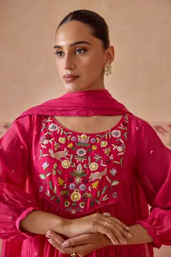 Shop Kritika Dawar Magenta Chanderi, Cotton Round Neck Phool Embroidered Kurta Set Online at Aza Fashions Shop_Kritika Dawar_Magenta Chanderi, Cotton Round Neck Phool Embroidered Kurta Set _Online_at_Aza_Fashions