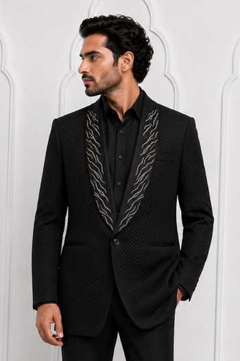 Nivedita Saboo Textured Pattern Double Breasted Tuxedo