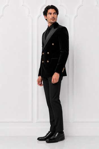 Buy Nivedita Saboo Black Velvet Double-breasted Tuxedo Blazer Online at Aza Fashions Buy_Nivedita Saboo_Black Velvet Double-breasted Tuxedo Blazer _Online_at_Aza_Fashions