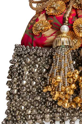 Buy_5elements_Red Beads, Tassels, Metallic Thread Mehrunisa Ghunghroo Potli 