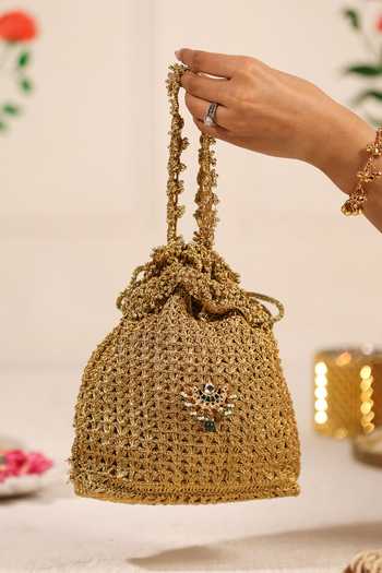 Buy_5elements_Gold Beads, Pearls, Zari, Tassels Morangi Peacock Artistry Potli 