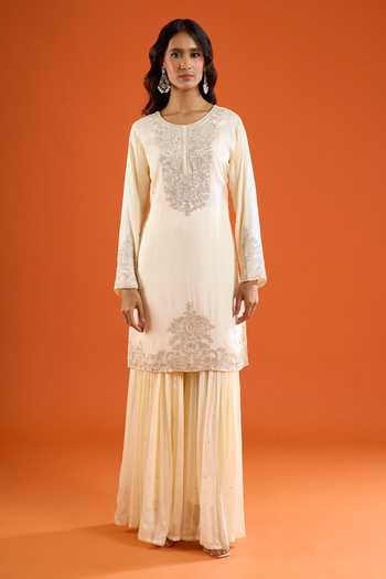 Shop Aariyana Couture Yellow Chinon Round Neck, Yes Bead Embroidered Kurta Set Shop_Aariyana Couture_Yellow Chinon Round Neck, Yes Bead Embroidered Kurta Set