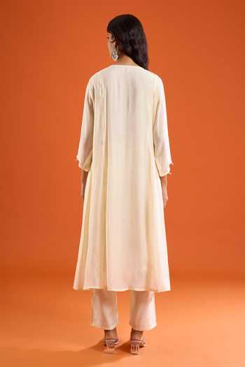 Aariyana Couture Yoke Embroidered Kurta Set 