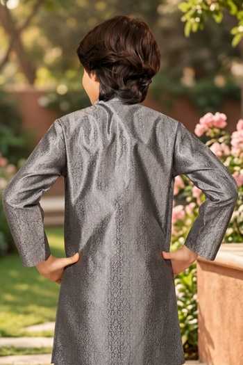 Petite Pomme Jaquard Kurta & Art Silk Pant Set