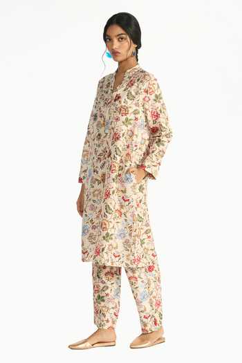 Payal Pratap Ivory Silk, Dupion Surabhi Floral Print Pant Online at Aza Fashions Payal Pratap_Ivory Silk, Dupion Surabhi Floral Print Pant _Online_at_Aza_Fashions