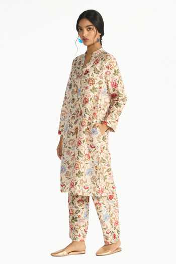 Payal Pratap Multi Color Silk, Dupion Mandarin Collar Madhavi Floral Print Tunic And Pant Set Online at Aza Fashions Payal Pratap_Multi Color Silk, Dupion Mandarin Collar Madhavi Floral Print Tunic And Pant Set _Online_at_Aza_Fashions