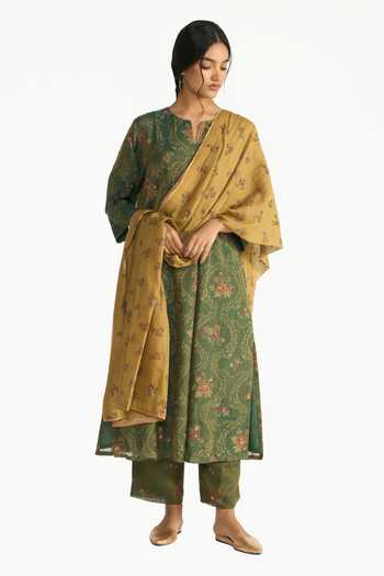 Payal Pratap Parijat Floral Print Kurta Set